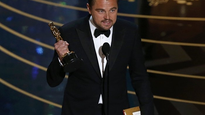 'Bembeyaz' Oscar töreninde DiCaprio'dan siyasi mesaj