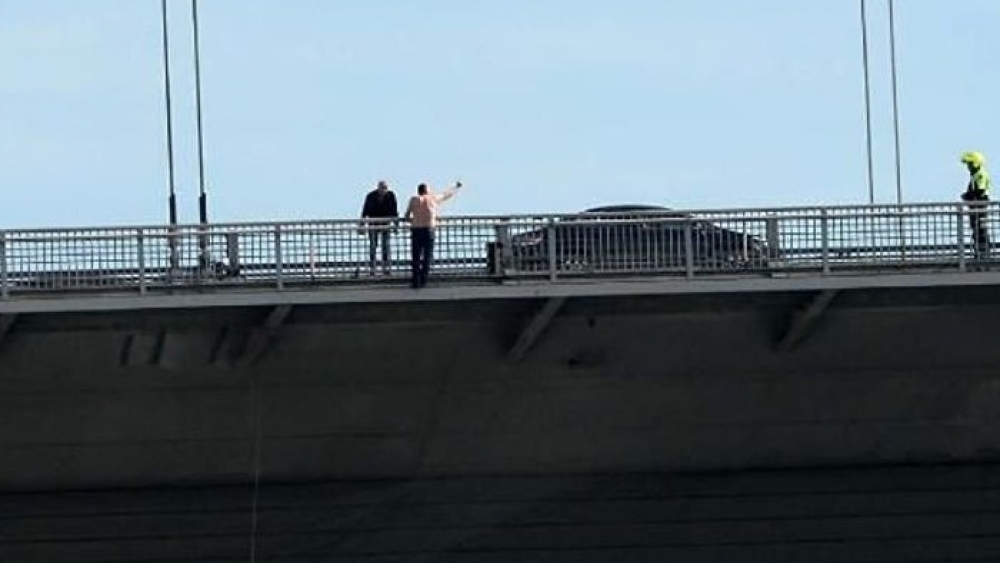 Köprüdeki intiharda 'Atla' diyen iki kadın mahkemede