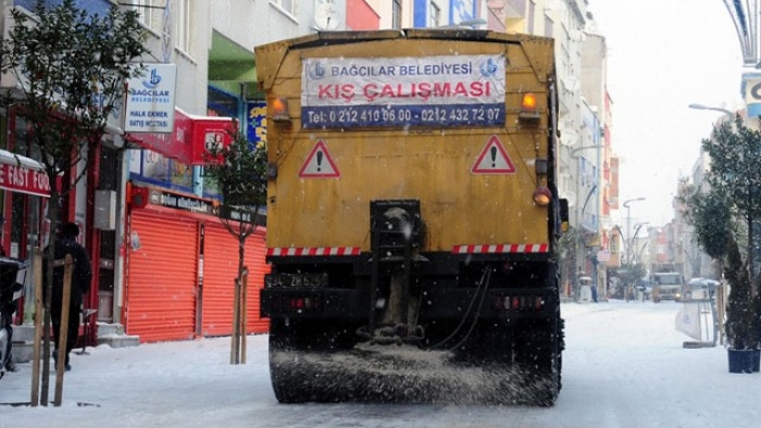 BUZLU YOLLAR İÇİN İLGİNÇ ÖNERİ! TUZ YERİNE...