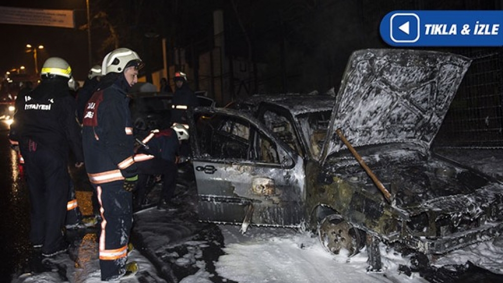 İstanbul'da 15 araç kundaklandı