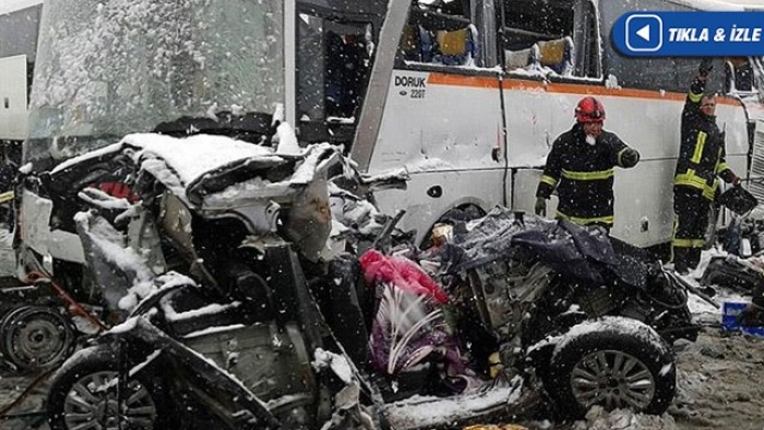 İki kaza trafiği felç etti! İstanbul'a giriş çıkış yok!