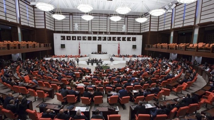 AK Parti ve CHP arasında TBMM'de başkanlık tartışması