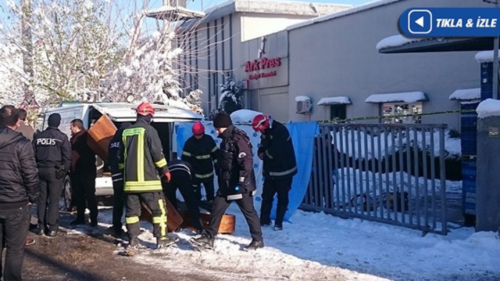 KOCAELİ'DE KORKUNÇ ÖLÜM!