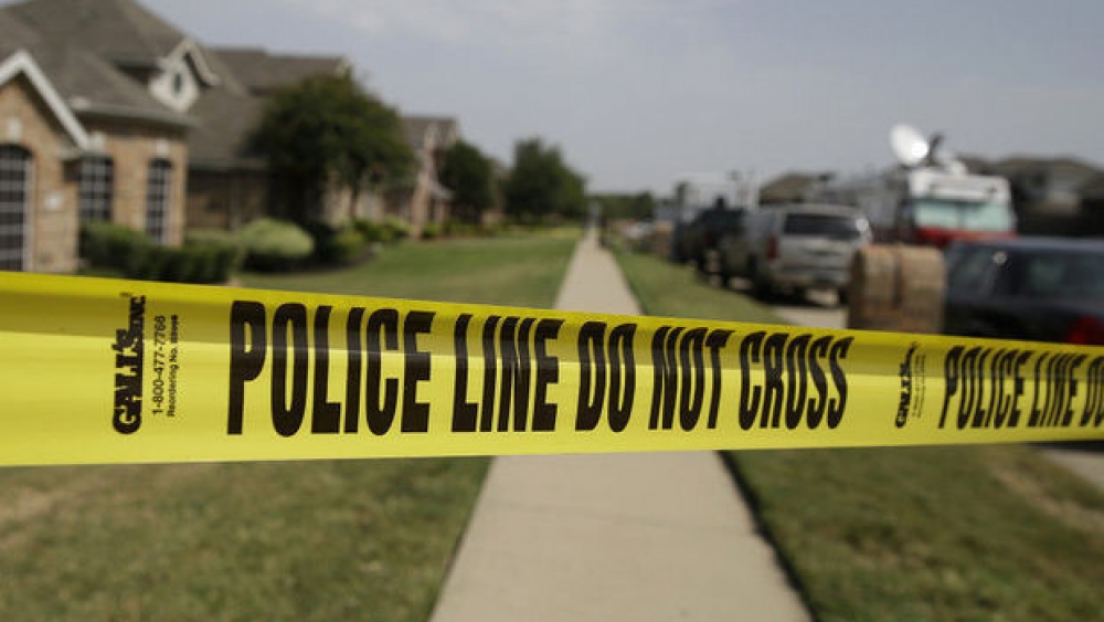 ABD'de Otomobil Hırsızı İki Polisi Öldürdü