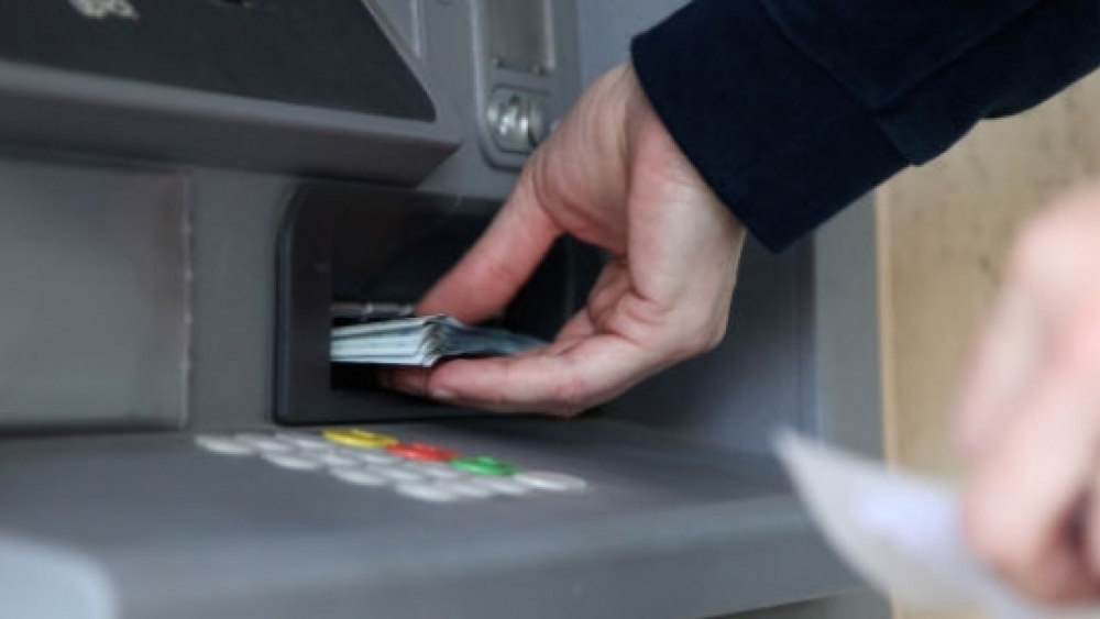 ATM'den Çıkartılan Paralardan Komisyon Tutacak
