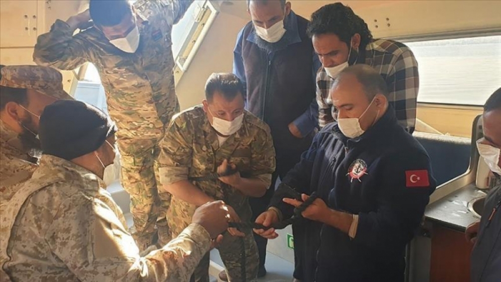 Türkiye, Libya Donanmasını su altı savaşında eğitiyor