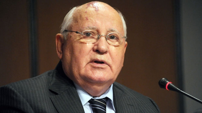 Gorbaçov Otomobil Kazasına Karıştı