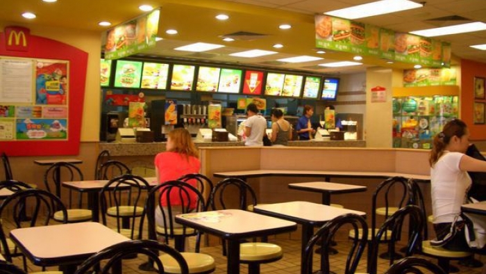 "McDonalds" Restoran Servisine Geçmeye Çalışacak