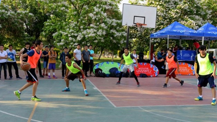 12. SOKAK BASKETBOLUNA REKOR KATILIM