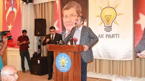 AK Partili Gül'den HDP'li vekillere: Size etek giydirip gezdiririz