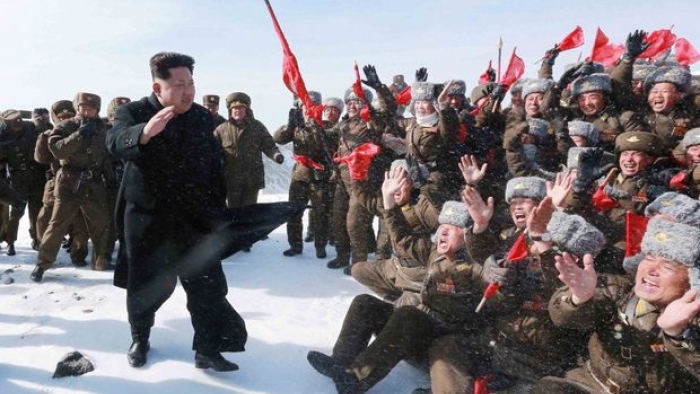 Kim Jong-Un,Kuzey Kore'nin En Yüksek Zirvesine Çıktı - Foto