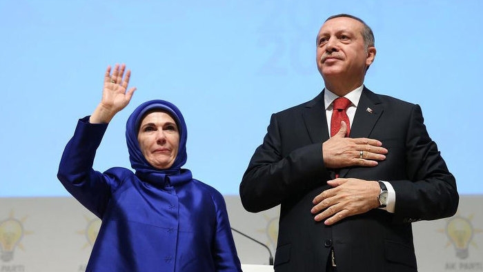 'Emine Erdoğan, Saray'ın bir kısmını harem yapabilir'