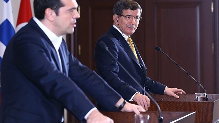 Davutoğlu: Avrupa ile vize muafiyeti haziran ayında başlayacak