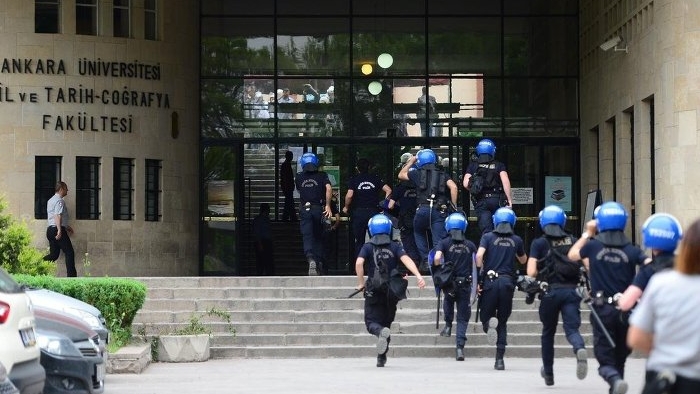 Ankara Üniversitesi, 121 akademisyen hakkında soruşturma başlattı