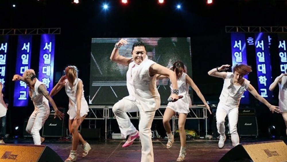 Gangnam Style ulusal marşlığa 'yükseldi'