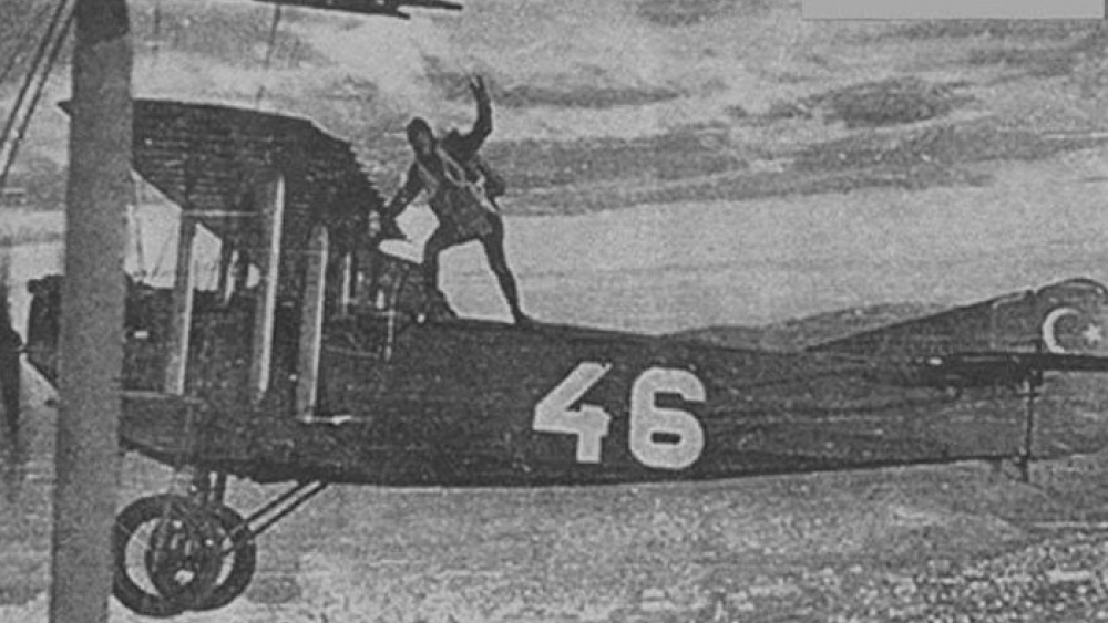 Atatürk, Sovyet pilotun 'hayatını kurtardı'