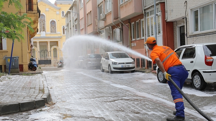 Edirne'de 2 Bin 200 Cadde ve Sokak Dezenfekte Edildi