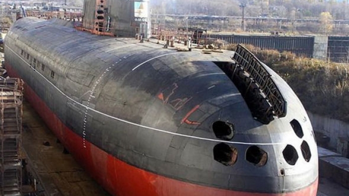Rusya'da Atom Denizaltısı Yandı