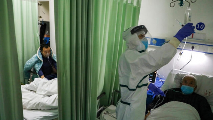 Koronavirüste 1 günde 242 kişi hayatını kaybetti