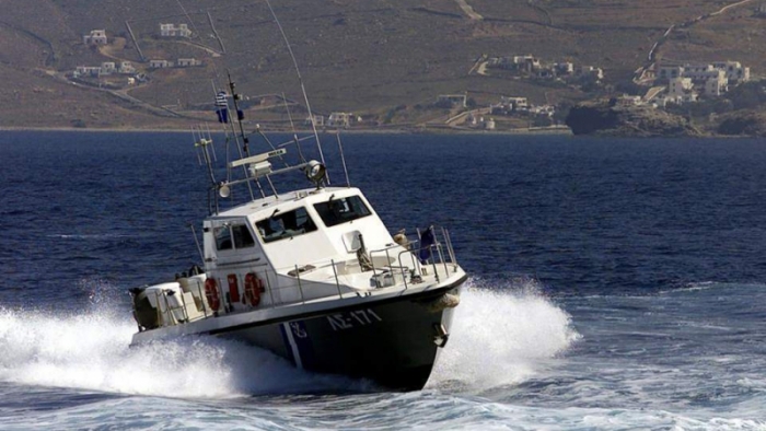 Sahil güvenlik uyuşturucularında tutuklanan üç kişi Lesvos'u terk etti